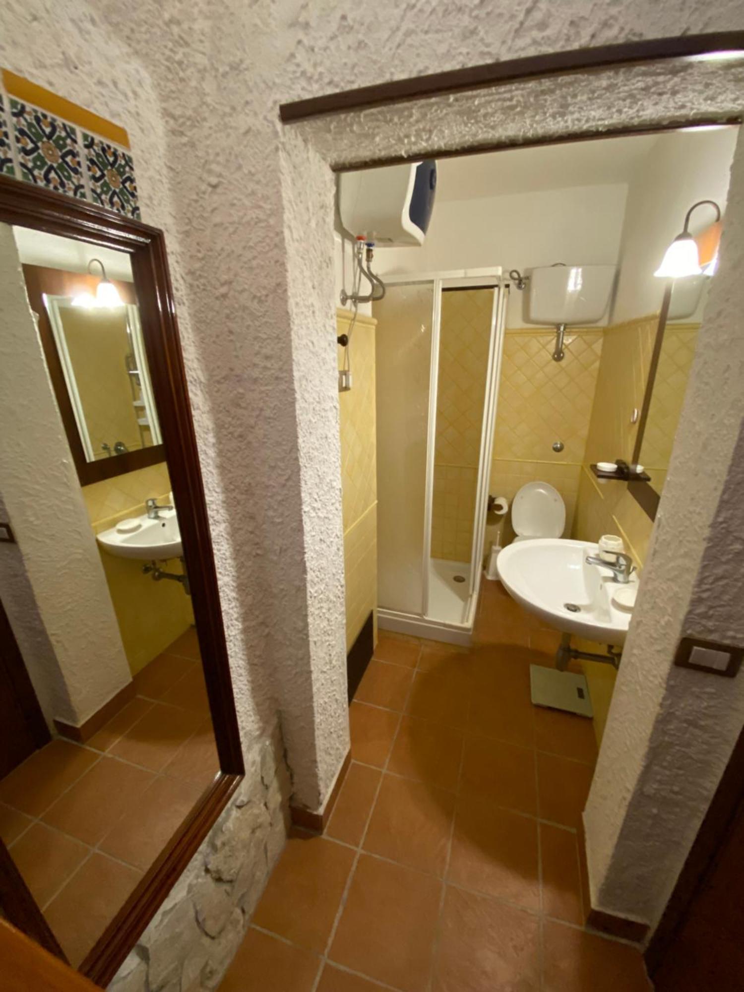 Beautifulhousebybeach Solanas  Bagian luar foto