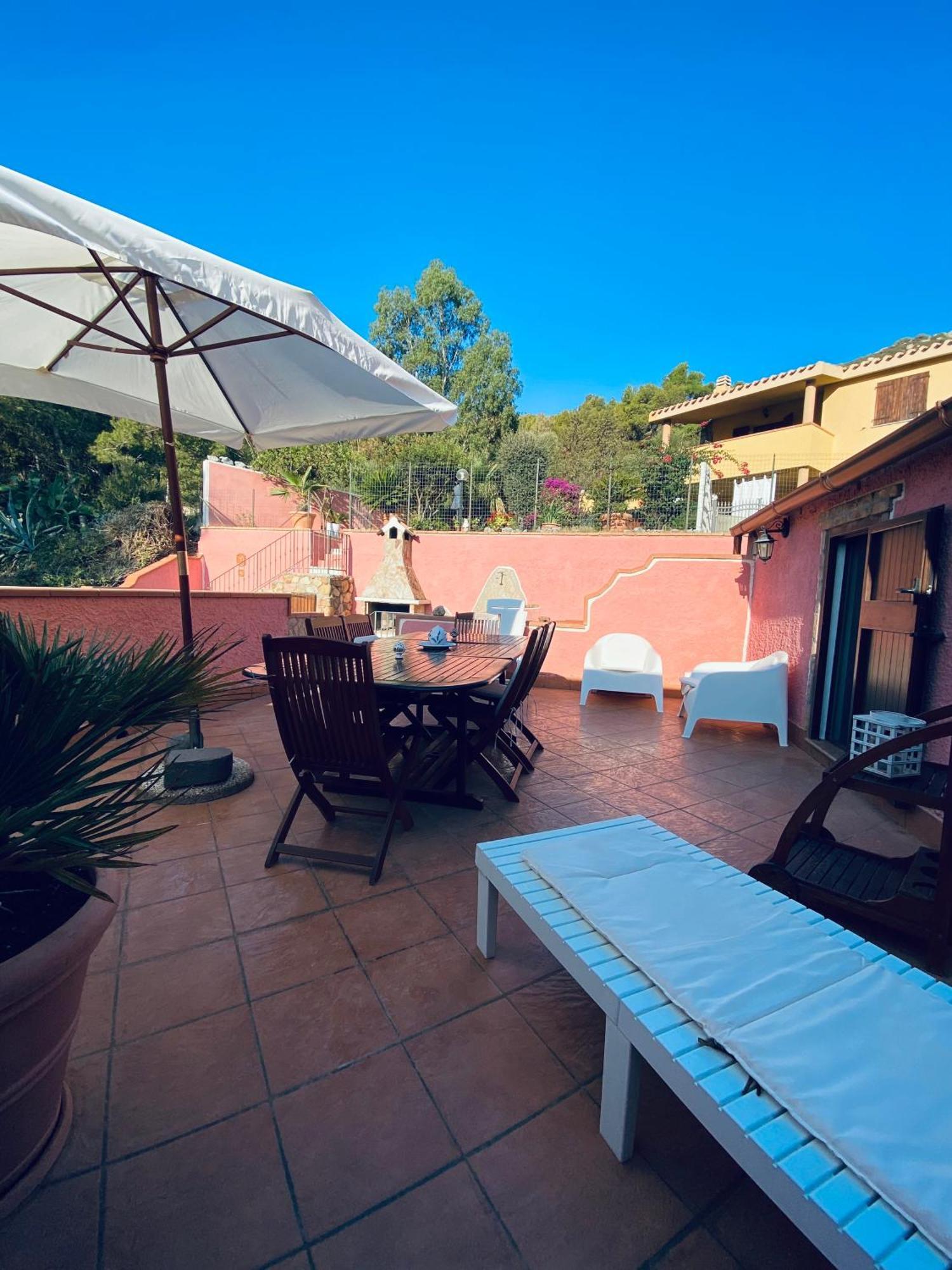 Beautifulhousebybeach Solanas  Bagian luar foto